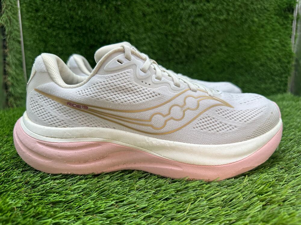 Saucony Ride 19 S11056-151 Athletic Sneaker Women's 9.5 White Mesh Training Gym